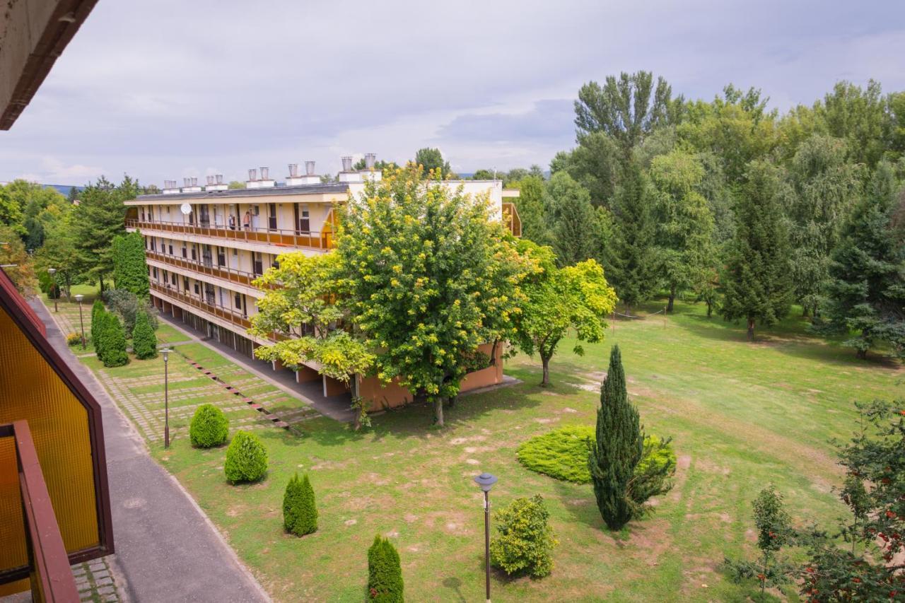 Helikon 31 Apartman Keszthely Eksteriør billede